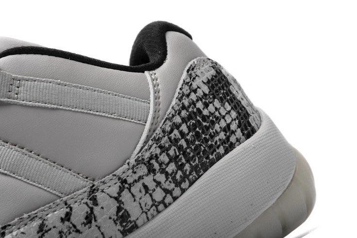 Jordan Snake Low Light 11  Retro Bone CD6846-002 1218